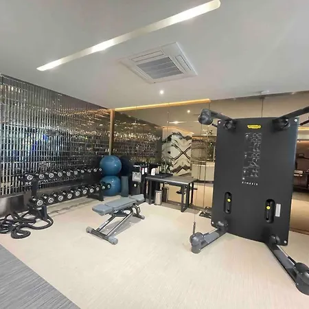 Sukhumvit 10 Asoke Terminal 21 暹罗商圈 四面佛 Nana 72 Apartment
